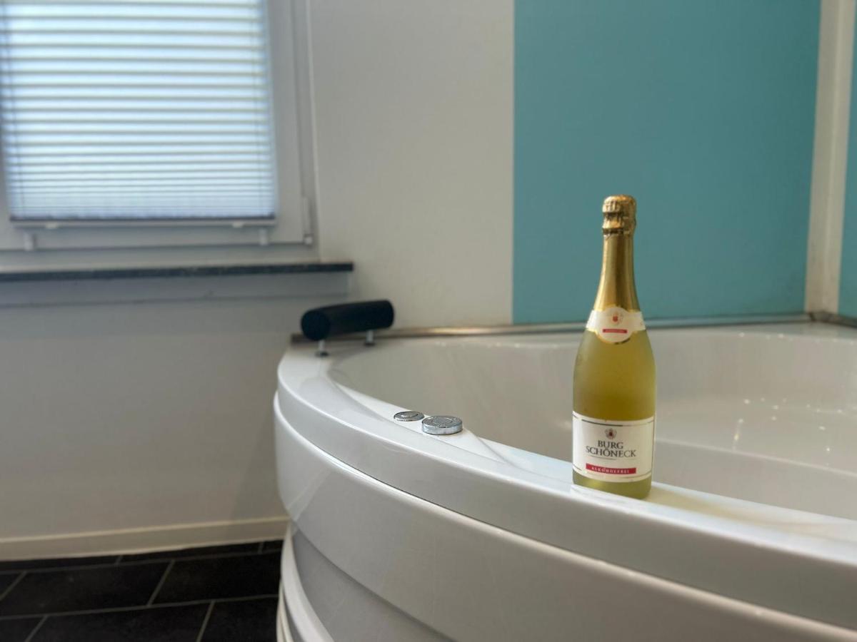 Apartament Gemuetliches Familienhaus - Fuehlt Euch Wohl Oldenburg Zewnętrze zdjęcie