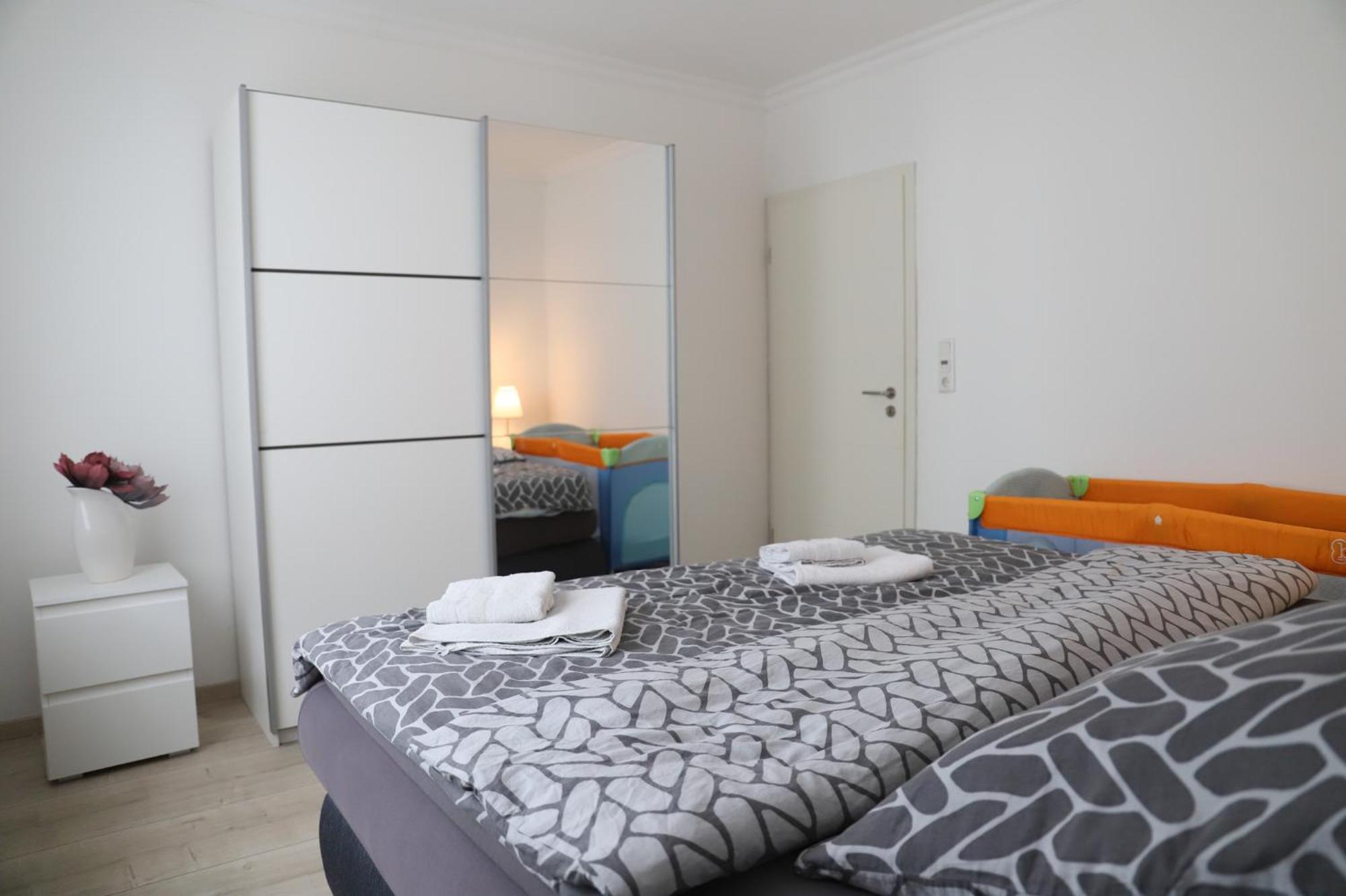 Apartament Gemuetliches Familienhaus - Fuehlt Euch Wohl Oldenburg Zewnętrze zdjęcie